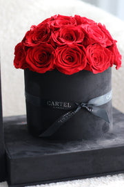 The Velvet Noir Rose Box