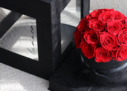 Personalise your Velvet Noir Rose Box